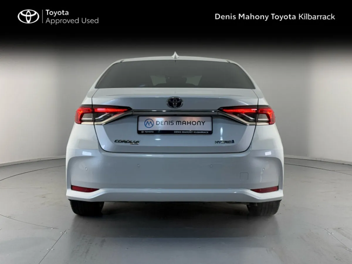 Toyota Corolla HYBRID SOL SALOON @ DENIS MAHONY KI - Image 4