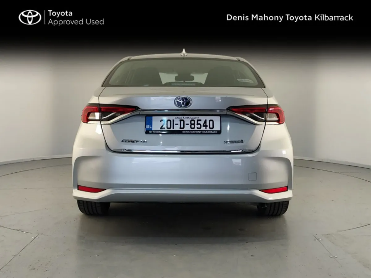 Toyota Corolla COROLLA HYBRID LUNA SAL - Image 4