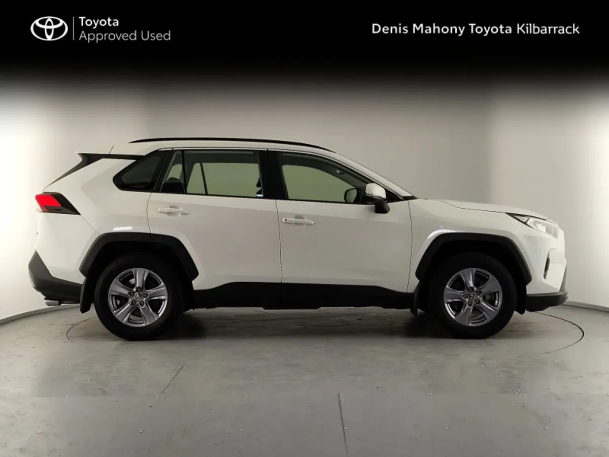 Toyota RAV4 RAV4 HYBRID LUNA 4DR AUTO - Image 3