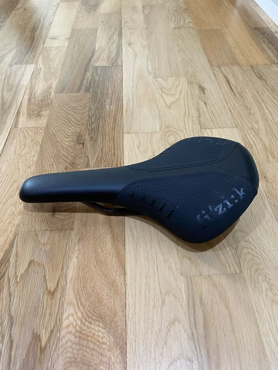 Fizik Antares R1 Carbon Saddle 165g - Image 4