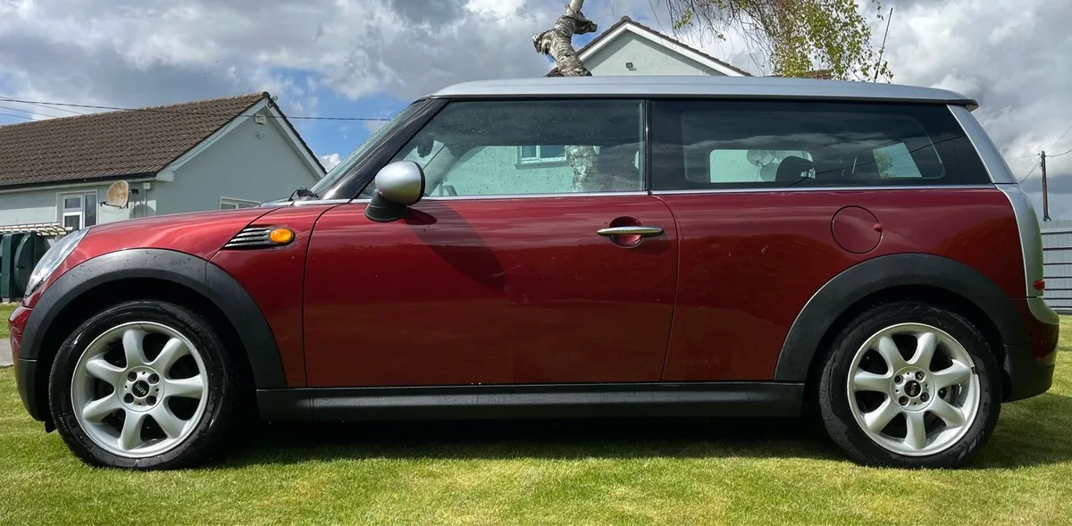 Mini Cooper Clubman - Image 1