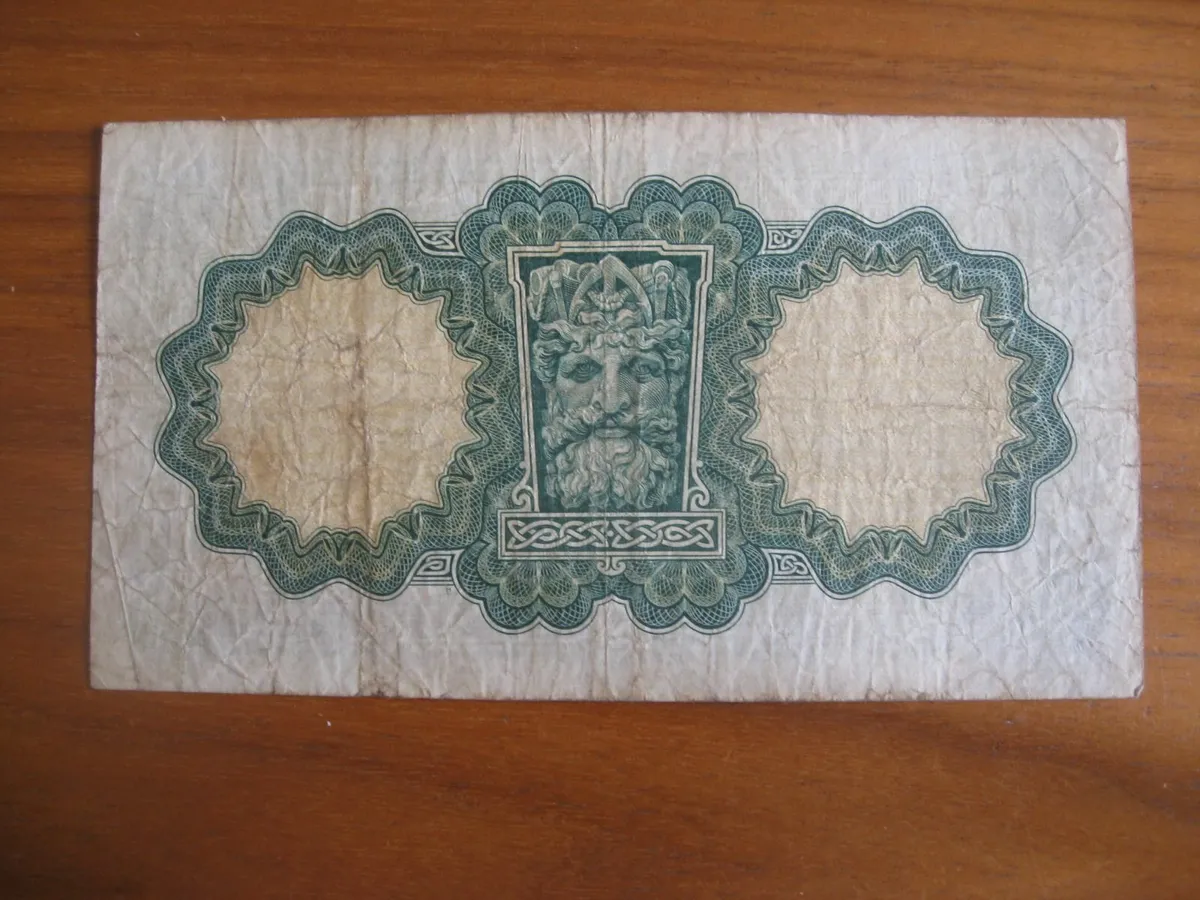 1 Pound Lavery Notes - 150 Euros Each - Image 3