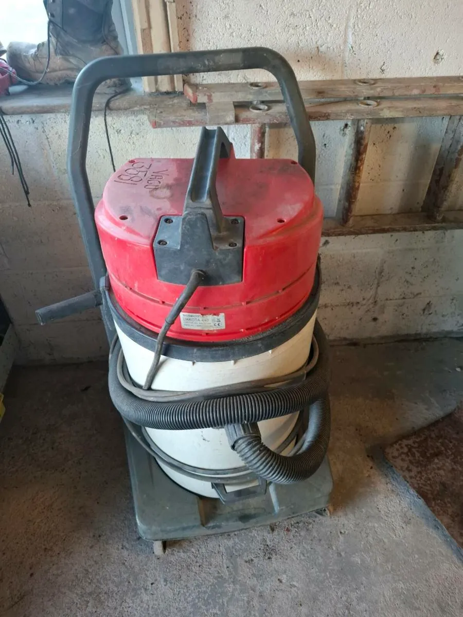 Wet And Dry Hoover