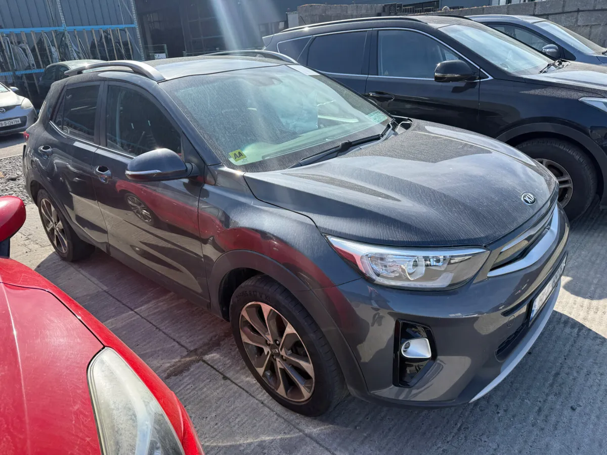 2018 KIA STONIC - Image 1