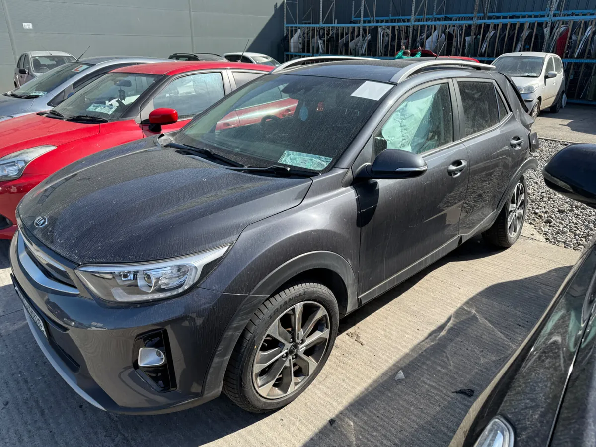 2018 KIA STONIC - Image 2