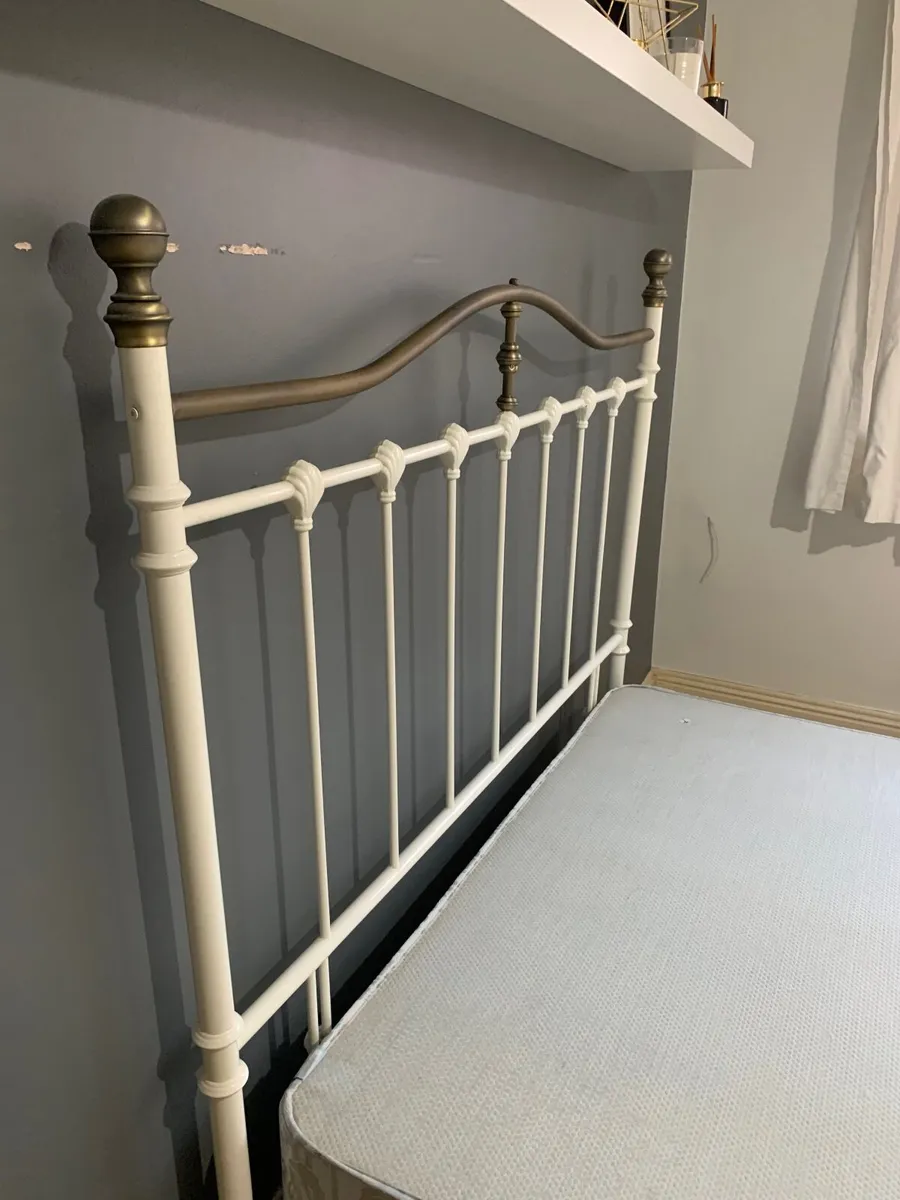 Headboard - Image 1
