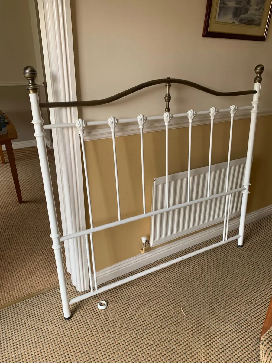 Headboard - Image 4