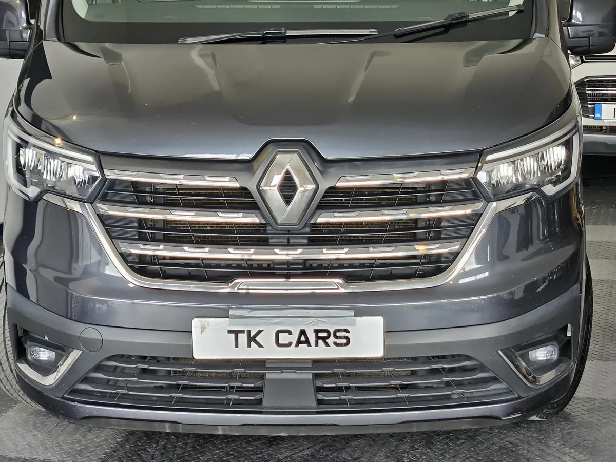 22 RENAULT TRAFIC SL28 SPORT 150 BHP - Image 2