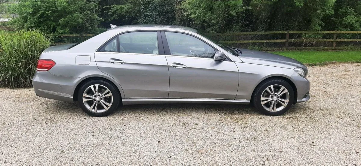 E 200 CDI AVANT-GARDE ONLY 50K MLS NEW NCT. - Image 1