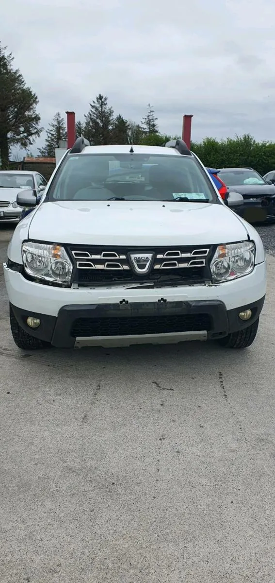 161 DACIA DUSTER 4X4 DIESEL - Image 3