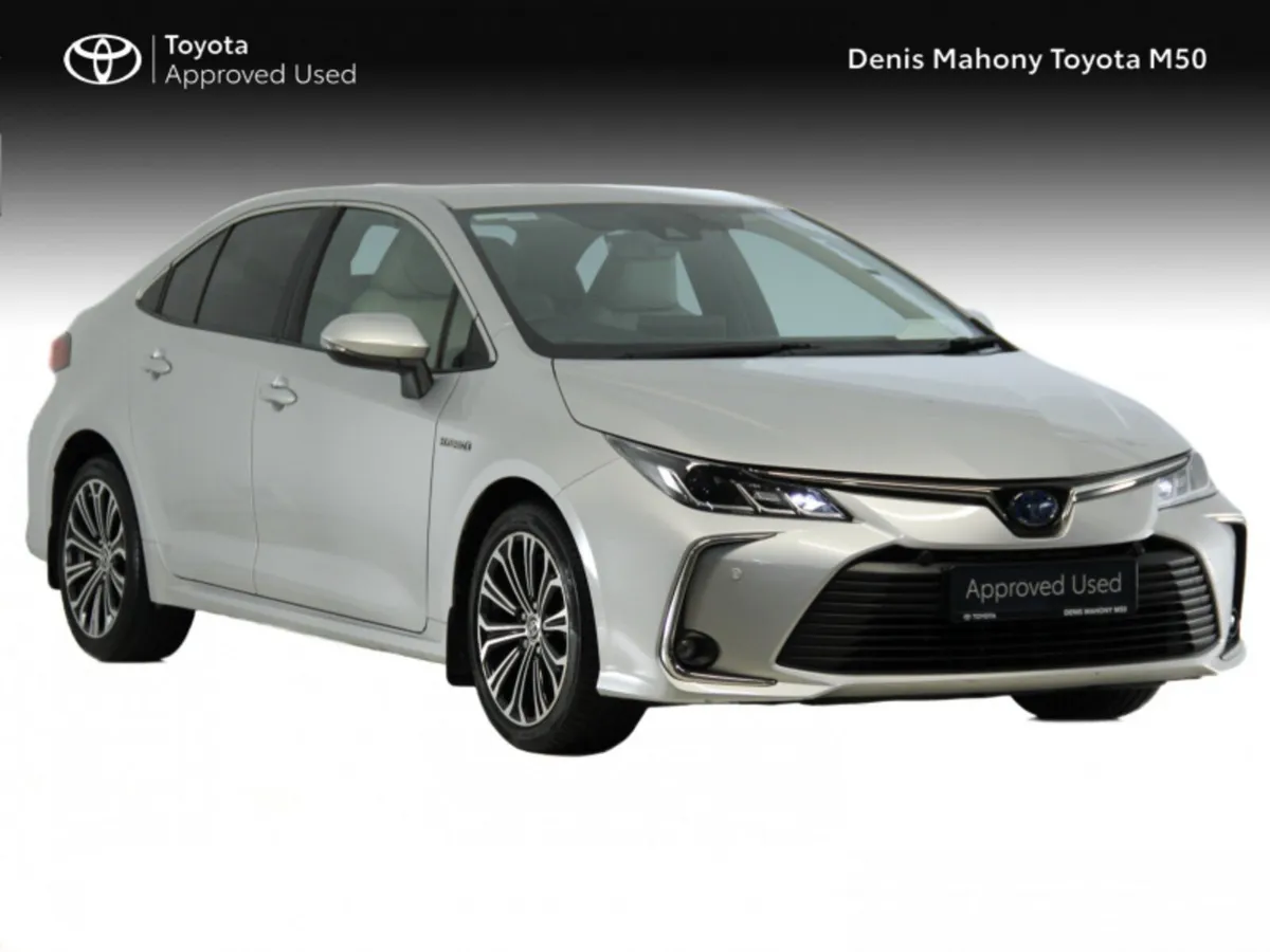 Toyota Corolla Luna Sport Saloon Hybrid - Image 1