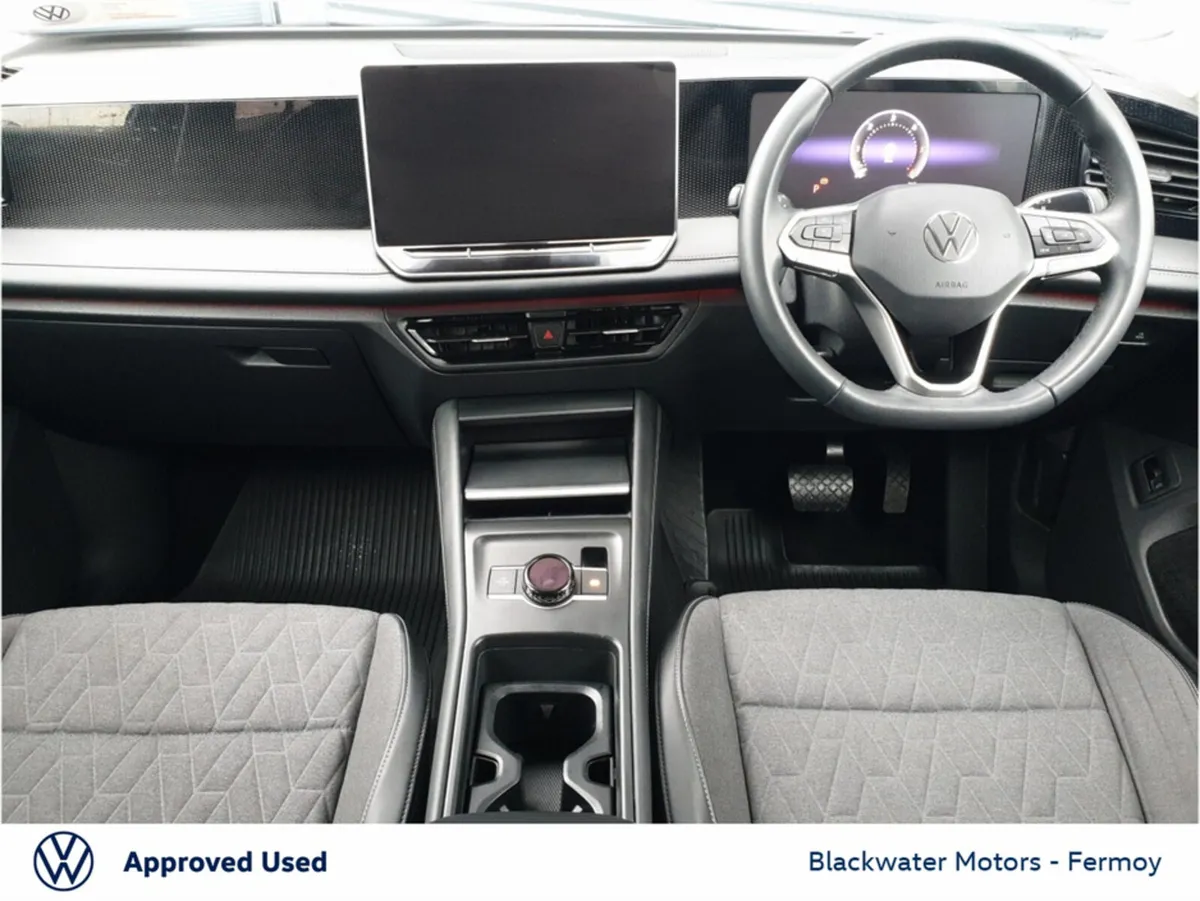 Volkswagen Tiguan 2.0TDI 150BHP EDITION 75 WITH HE - Image 3