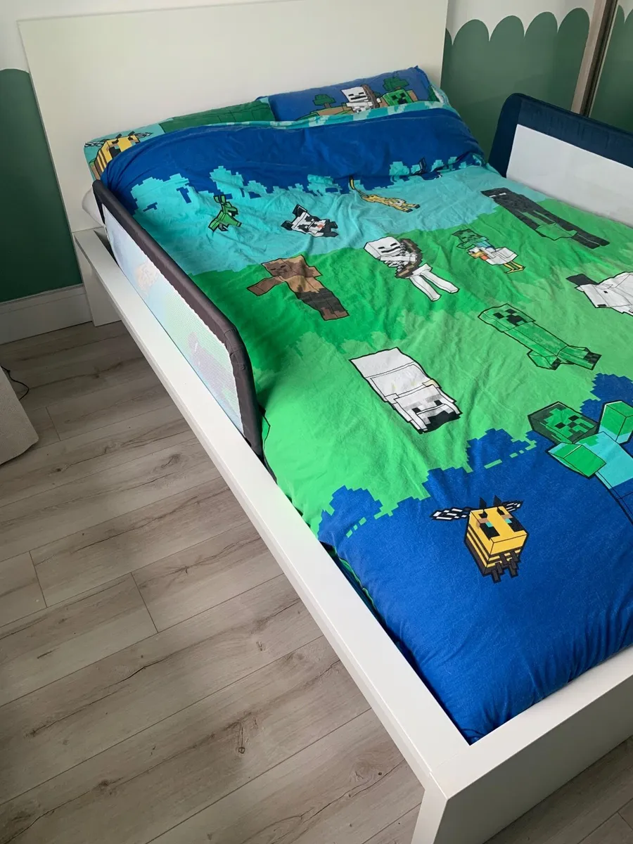 Bed - Image 2