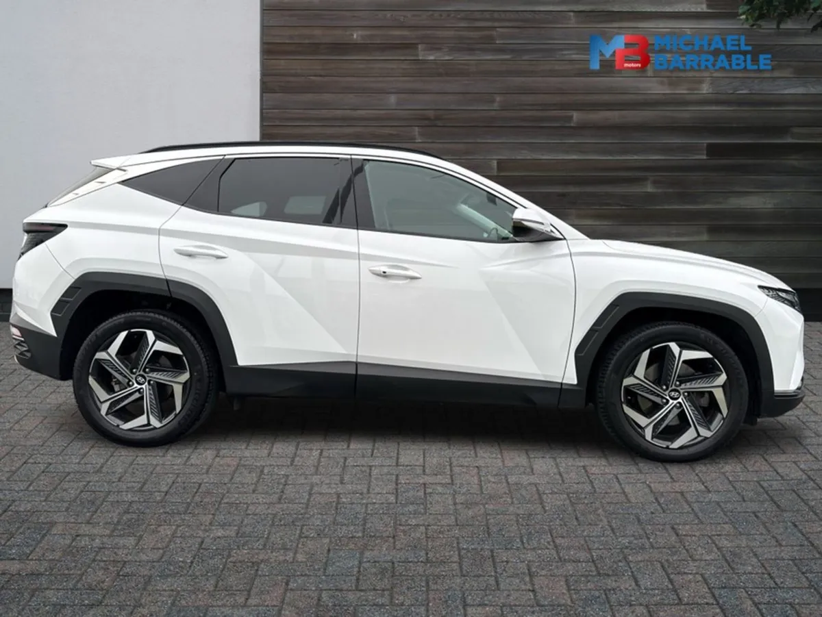 Hyundai Tucson Ix35 Executive Plus  upgraded 19 - Image 2