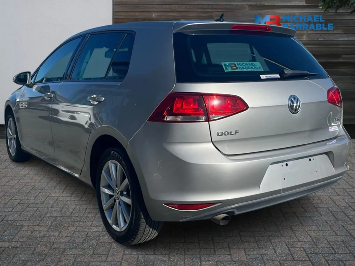 Volkswagen Golf TSI Petrol Automatic Lounge Model - Image 4