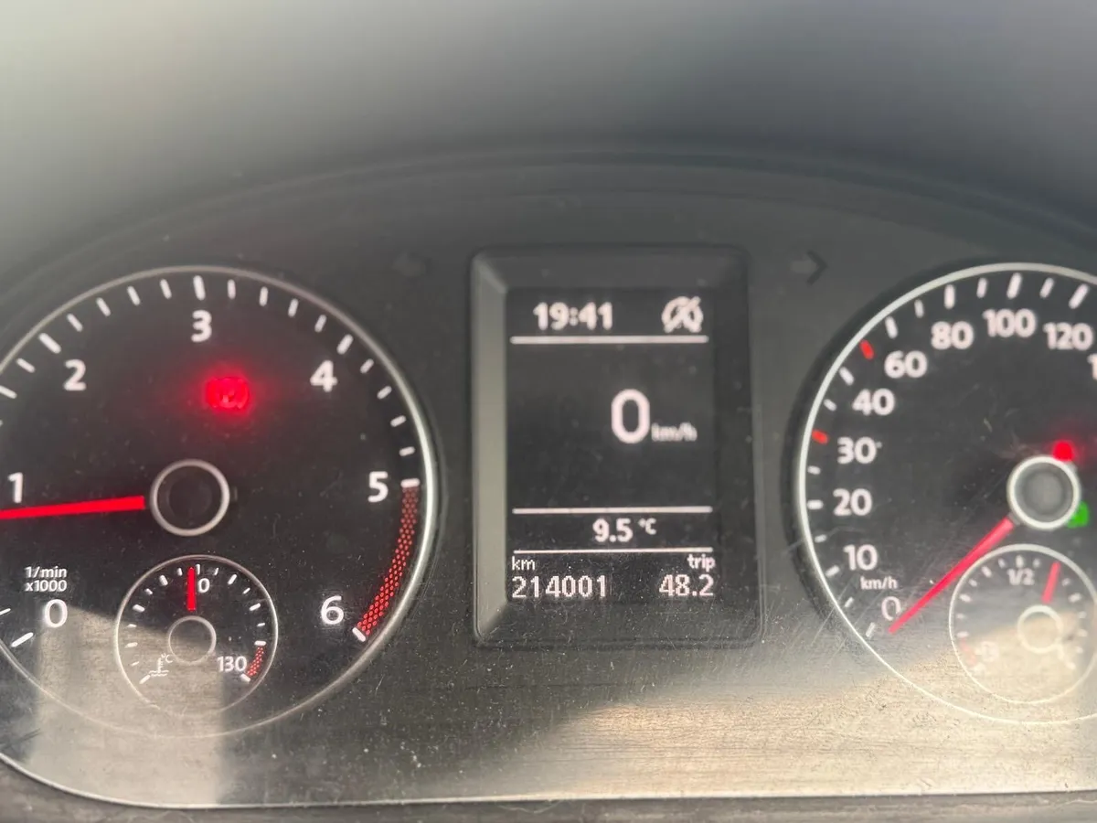 Automatic Volkswagen Caddy PVM High TDI 150HP - Image 4