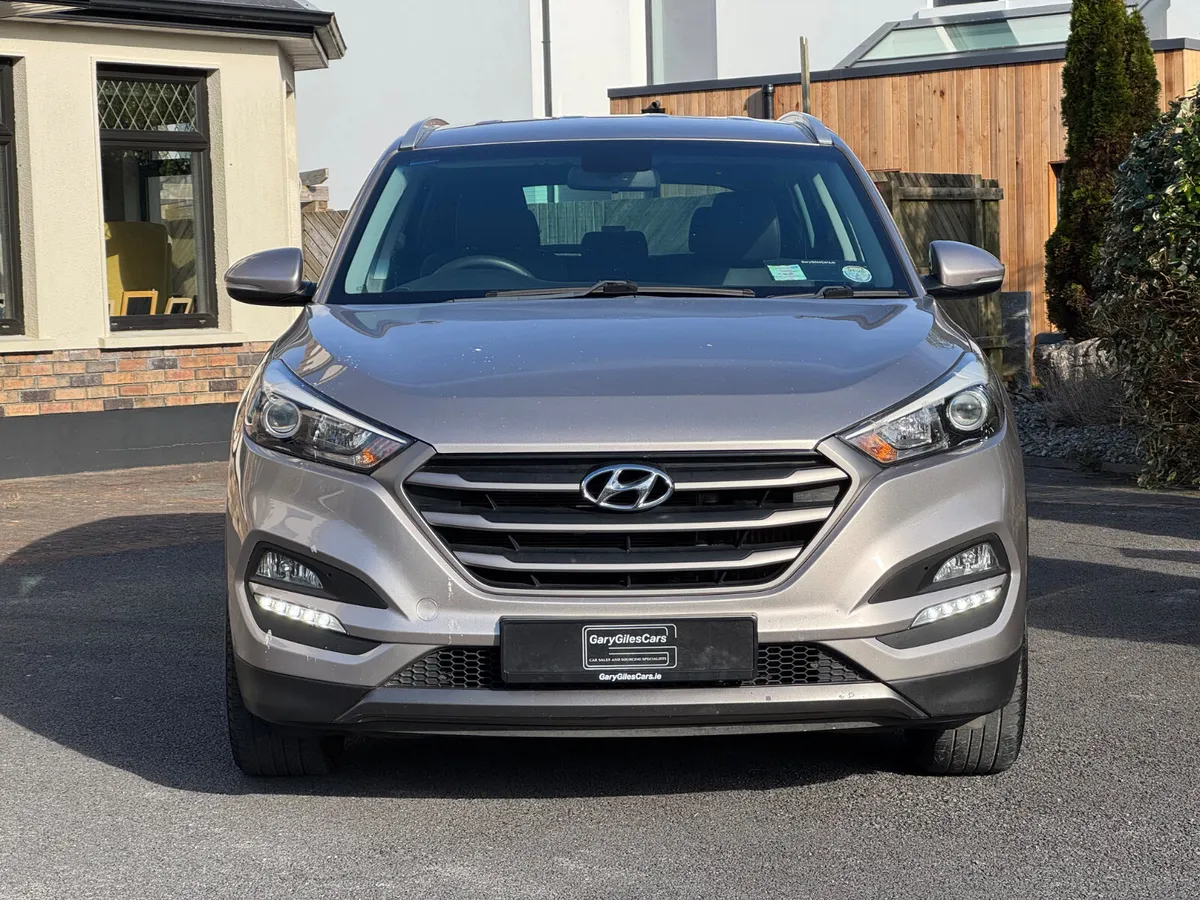 Immaculate 161 Hyundai Tucson Executive! - Image 2