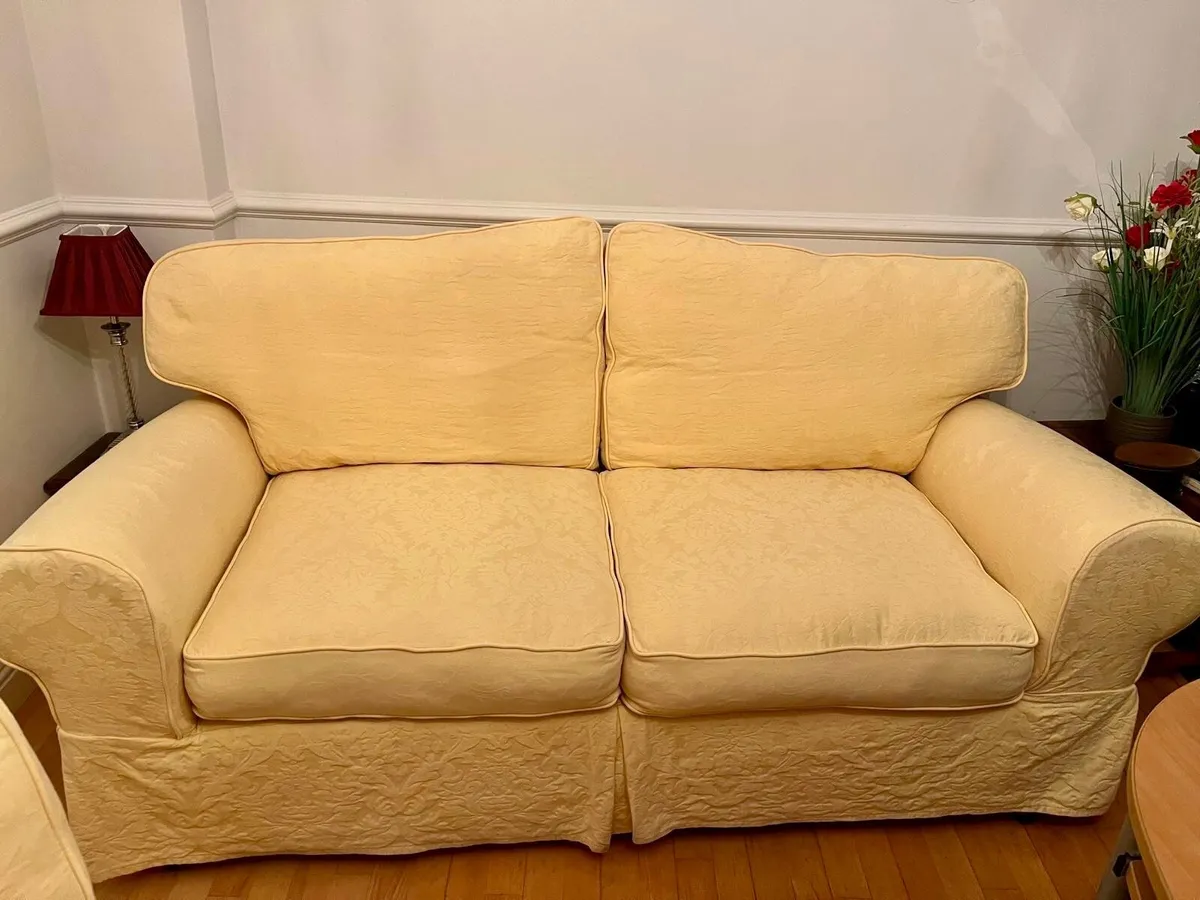 Furniture - Couch - Image 1