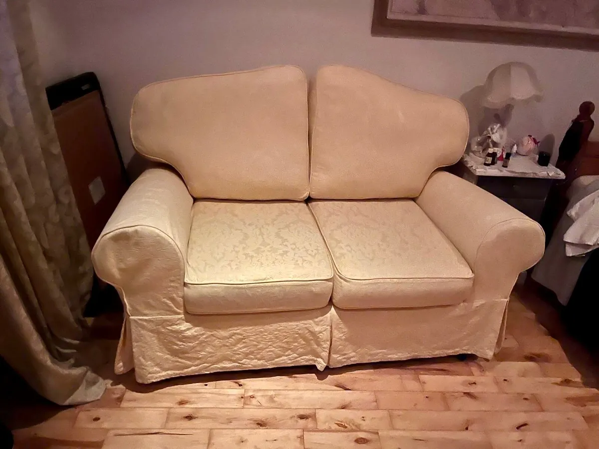 Furniture - Couch - Image 2