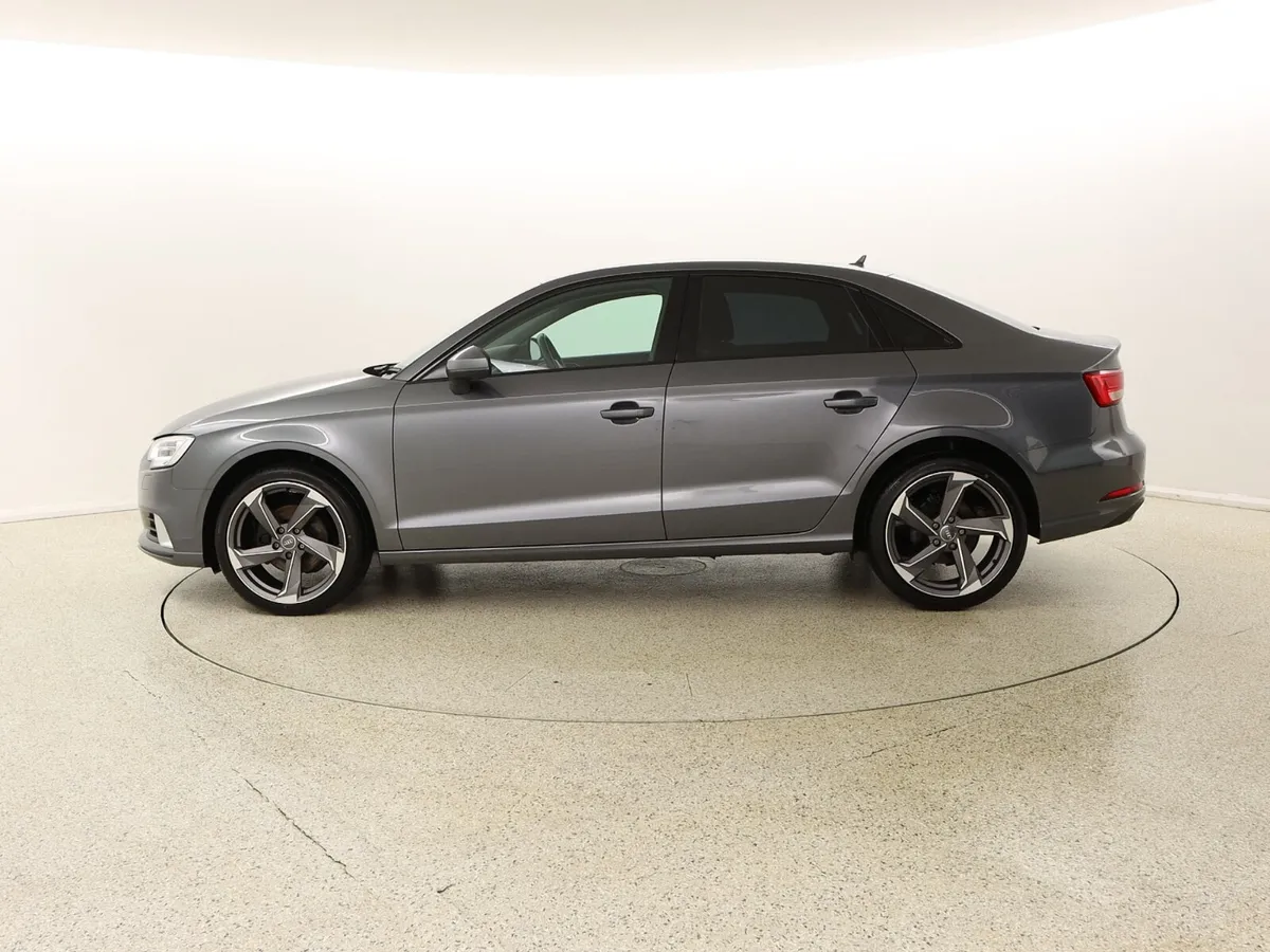 2018 Audi A3 1.6 TDI 116PS SPORT SALOON BLACK EDIT - Image 4