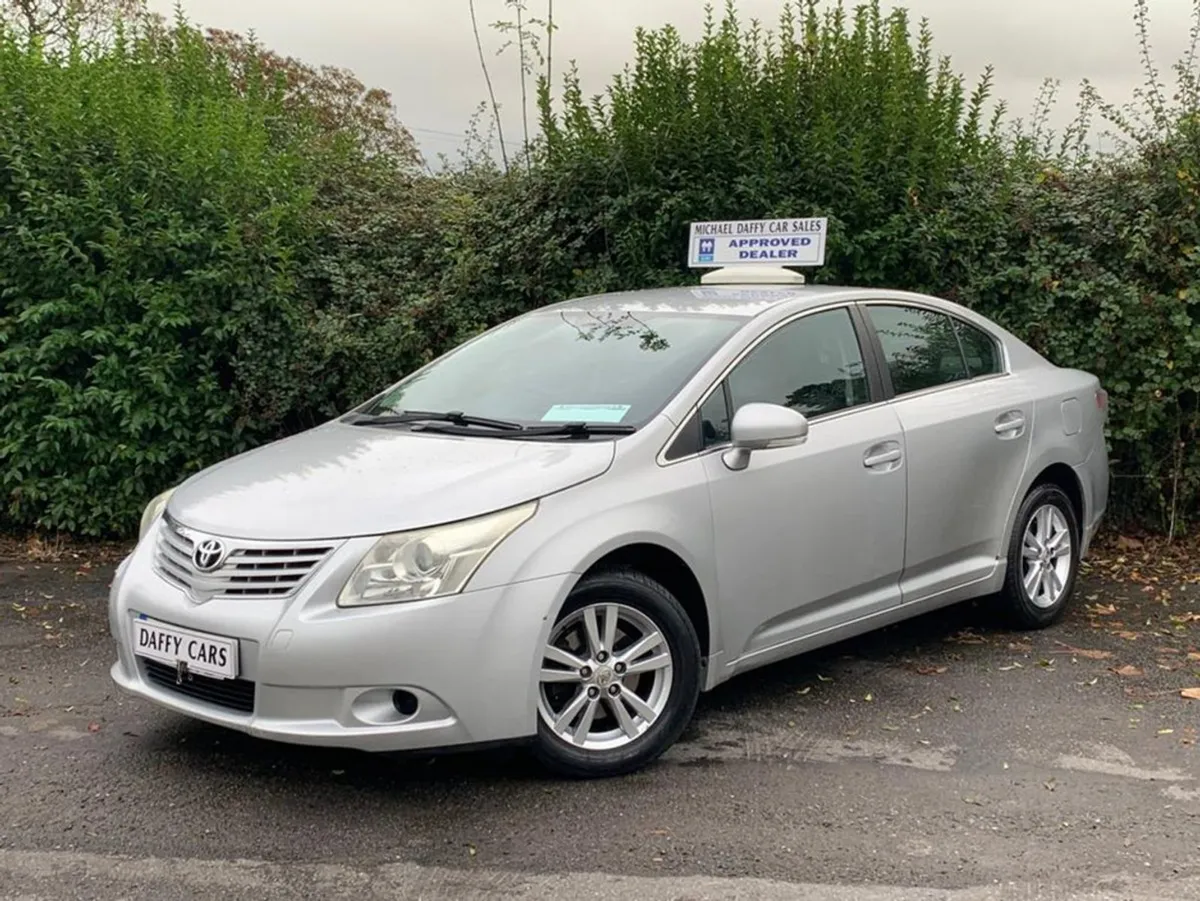 Toyota Avensis 2.0 D-4d Strata DPF 4DR - Image 1