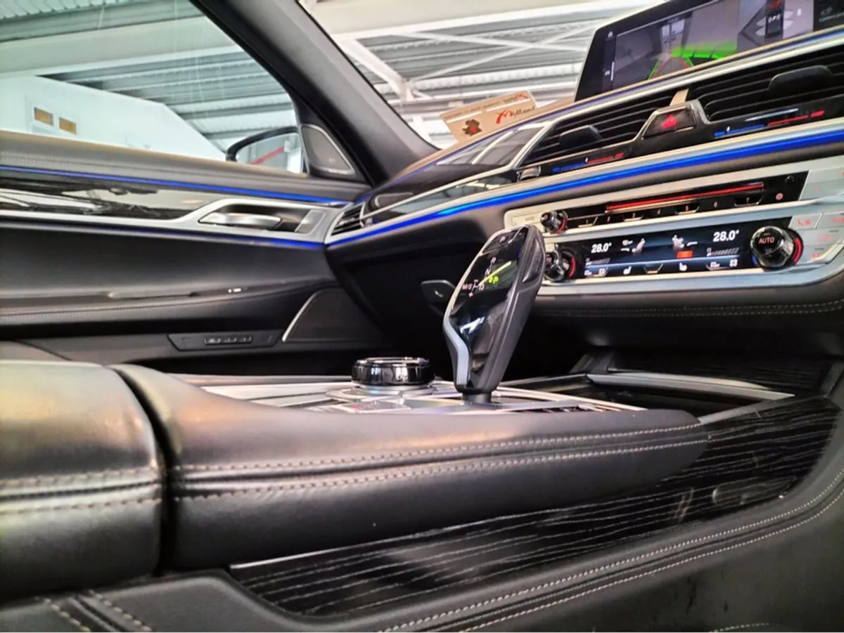 BMW 7 Series 730d M Sport Mhev Auto - Image 4