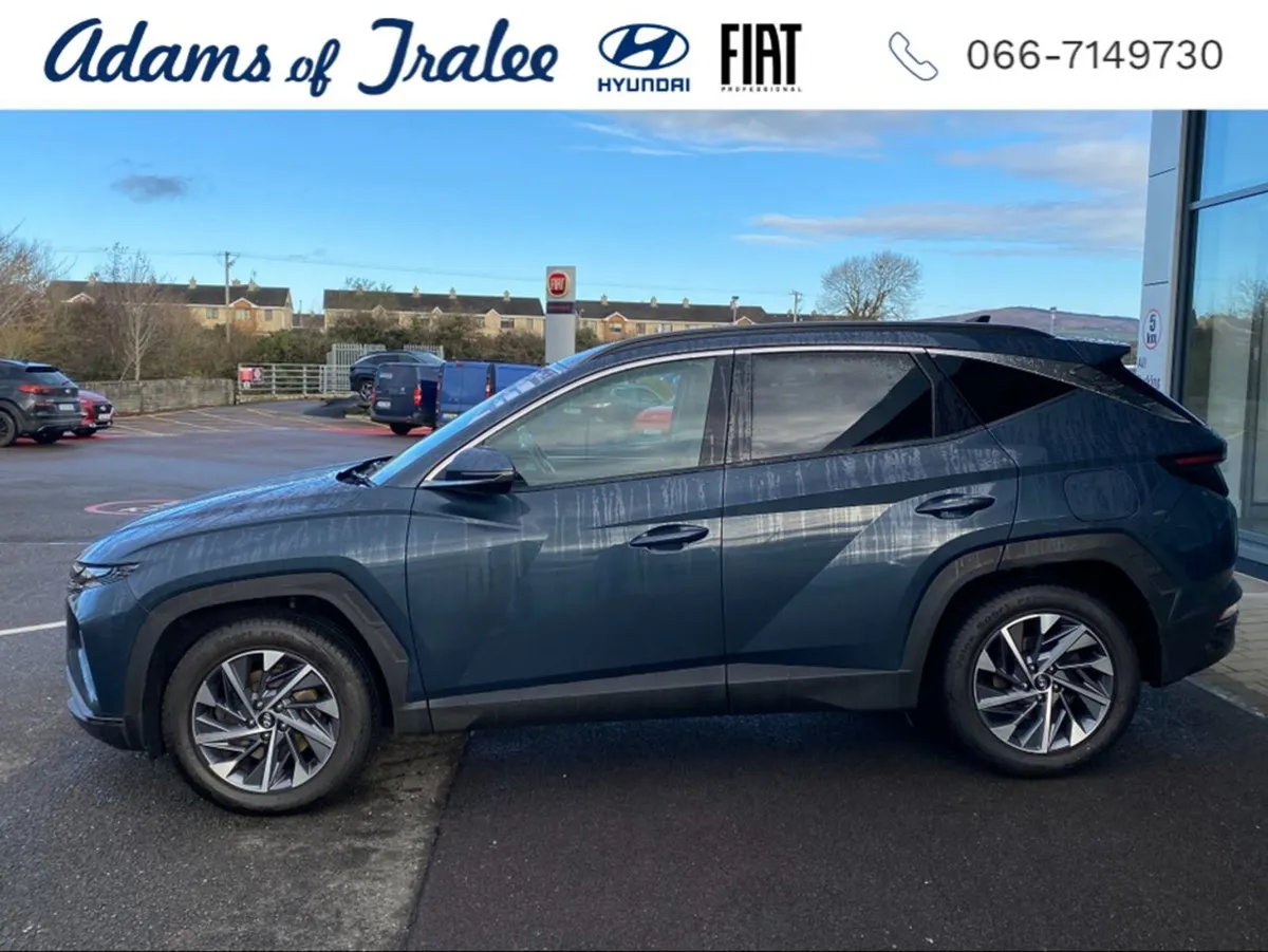 Hyundai Tucson Ix35 Executive Plus 5DR - Image 2