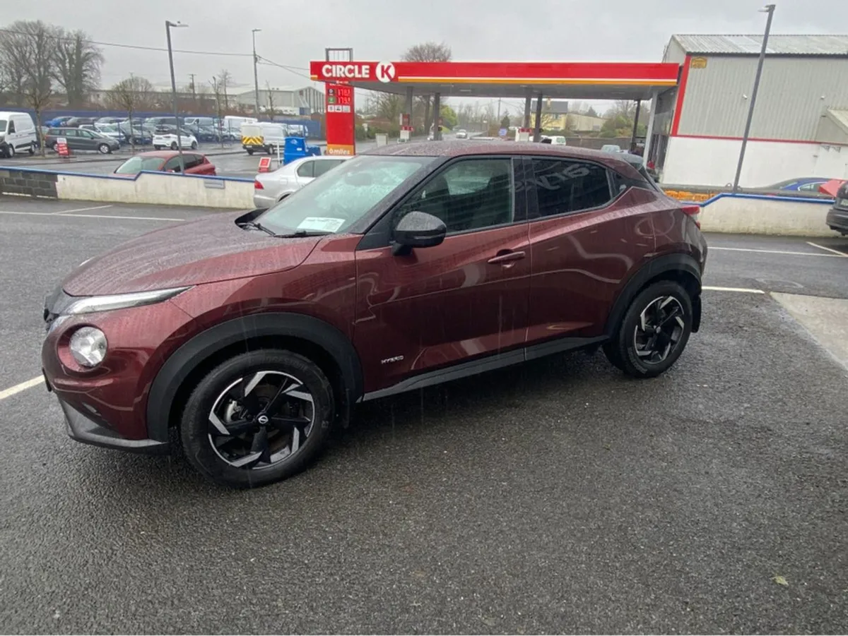 Nissan Juke 1.6 HYB SV Premium My23.7 - Image 4