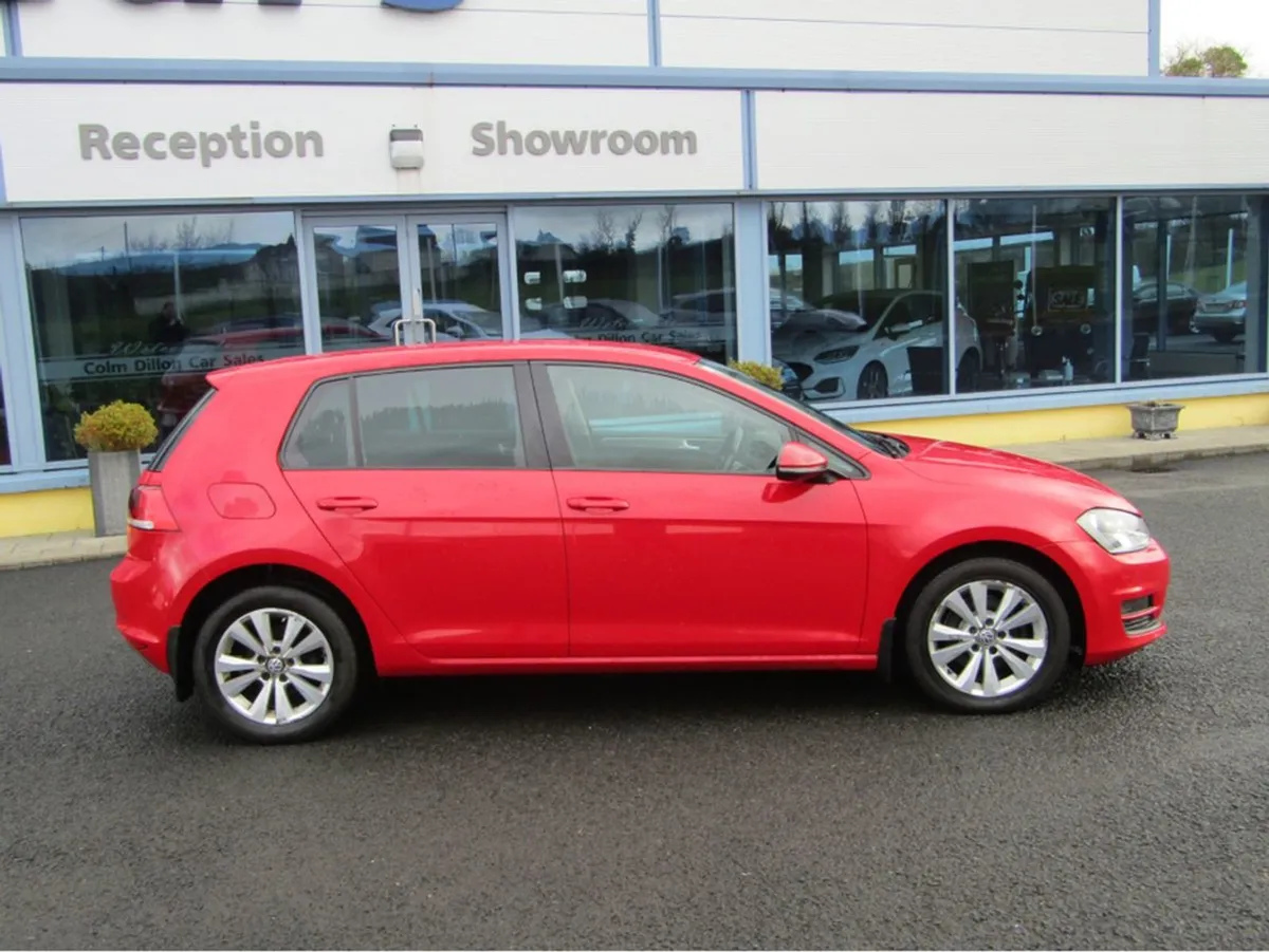 Volkswagen Golf Trendline 1.6 TDI Manual 5speed 1 - Image 3