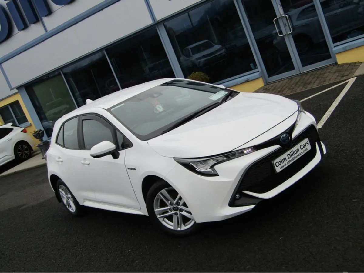 Toyota Corolla Hybrid Luna H/B 4DR Auto - Image 2