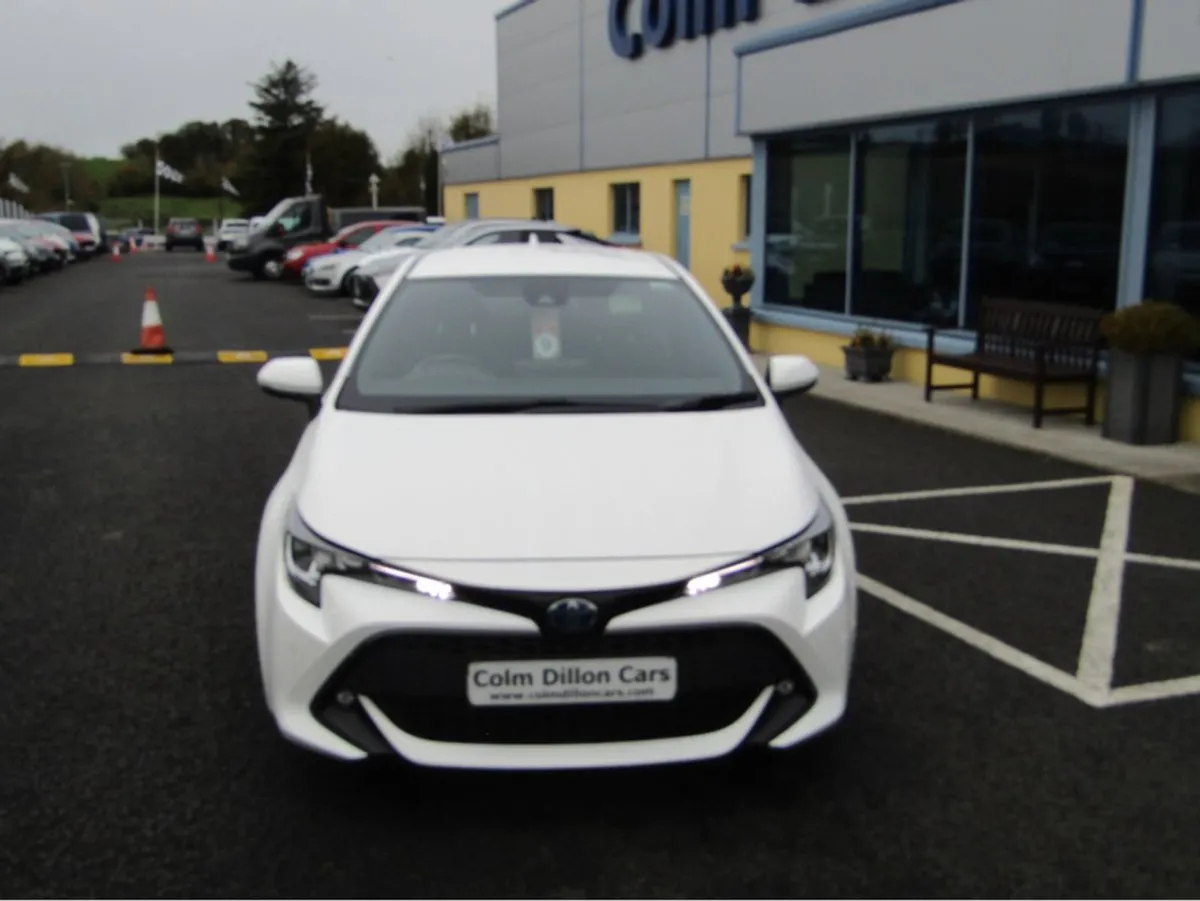 Toyota Corolla Icon Tech HEV CVT Hybird - Image 4