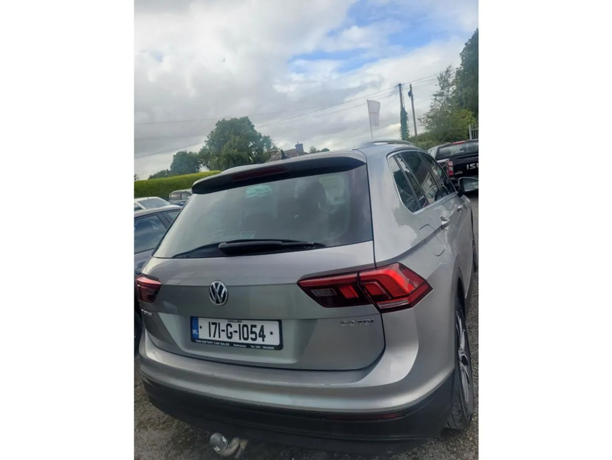 Volkswagen Tiguan Comfortline 2.0 TDI 150HP Manua - Image 3
