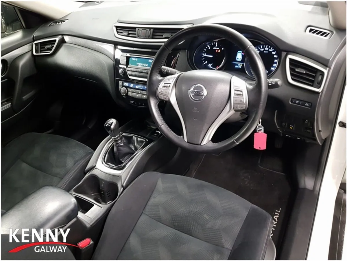Nissan X-Trail  deposit Taken  1.6 DSL SV 7 Seat - Image 2