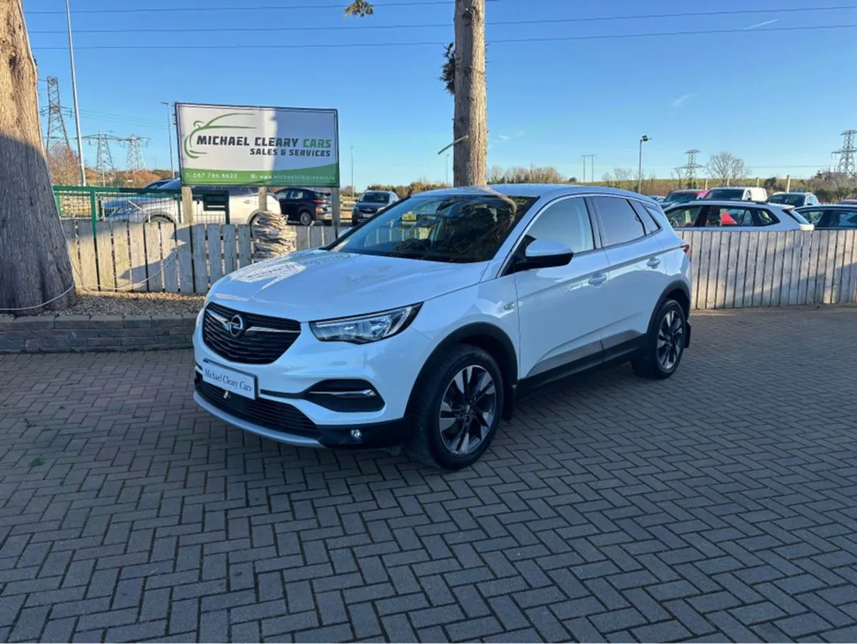 Opel GRANDLAND X SRI 1.2i 130PS 4DR - Image 1