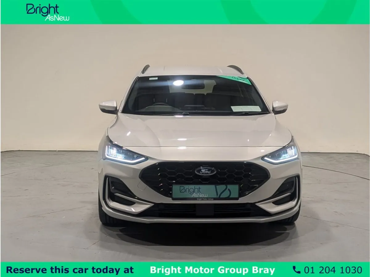 Ford Focus St-line Style 5W 1.0t 12 125 M6 4 - Image 3