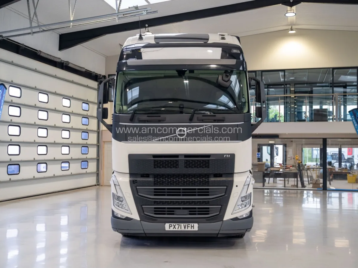 2021 (71) VOLVO FH500 6X2 MIDLIFT GLOBETROTTER - Image 2