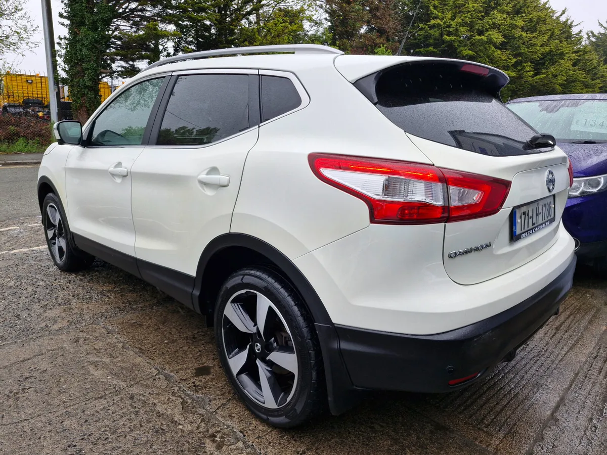 2017 NISSAN QASHQAI SV PREMIUM 110BHP NCT 03/27 - Image 4