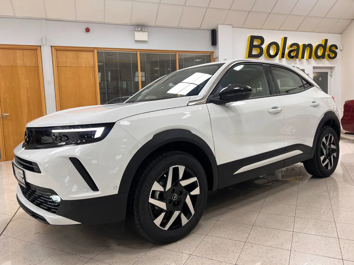 **AUTOMATIC**Delivery Mileage Petrol Heated Seats - Image 1