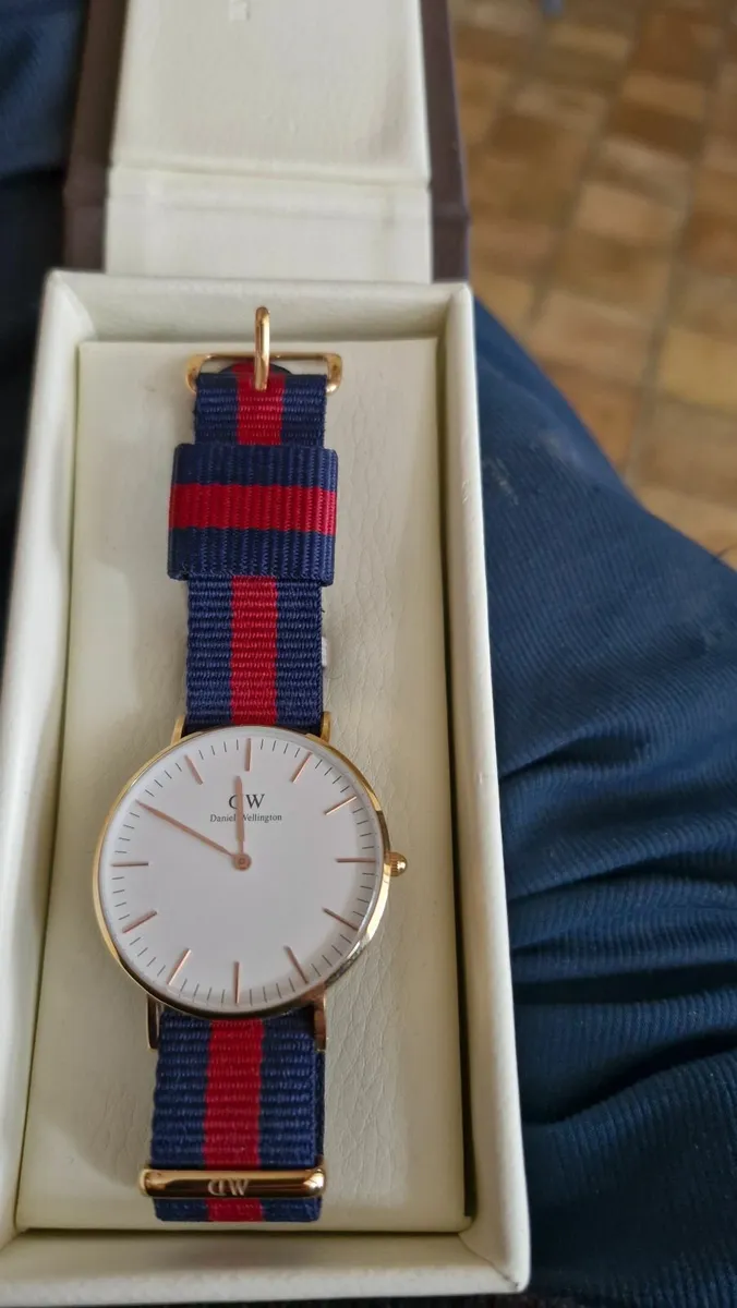 Daniel Wellington watch - Image 1