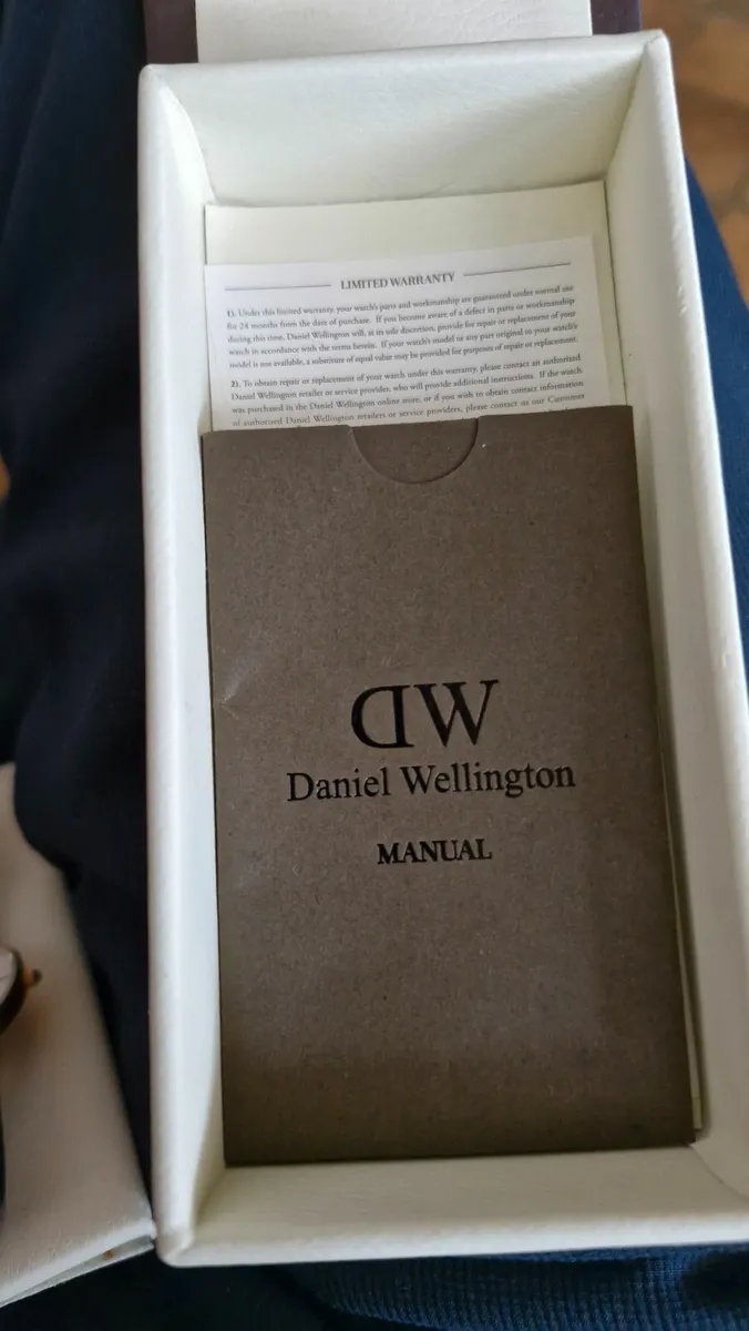 Daniel Wellington watch - Image 4