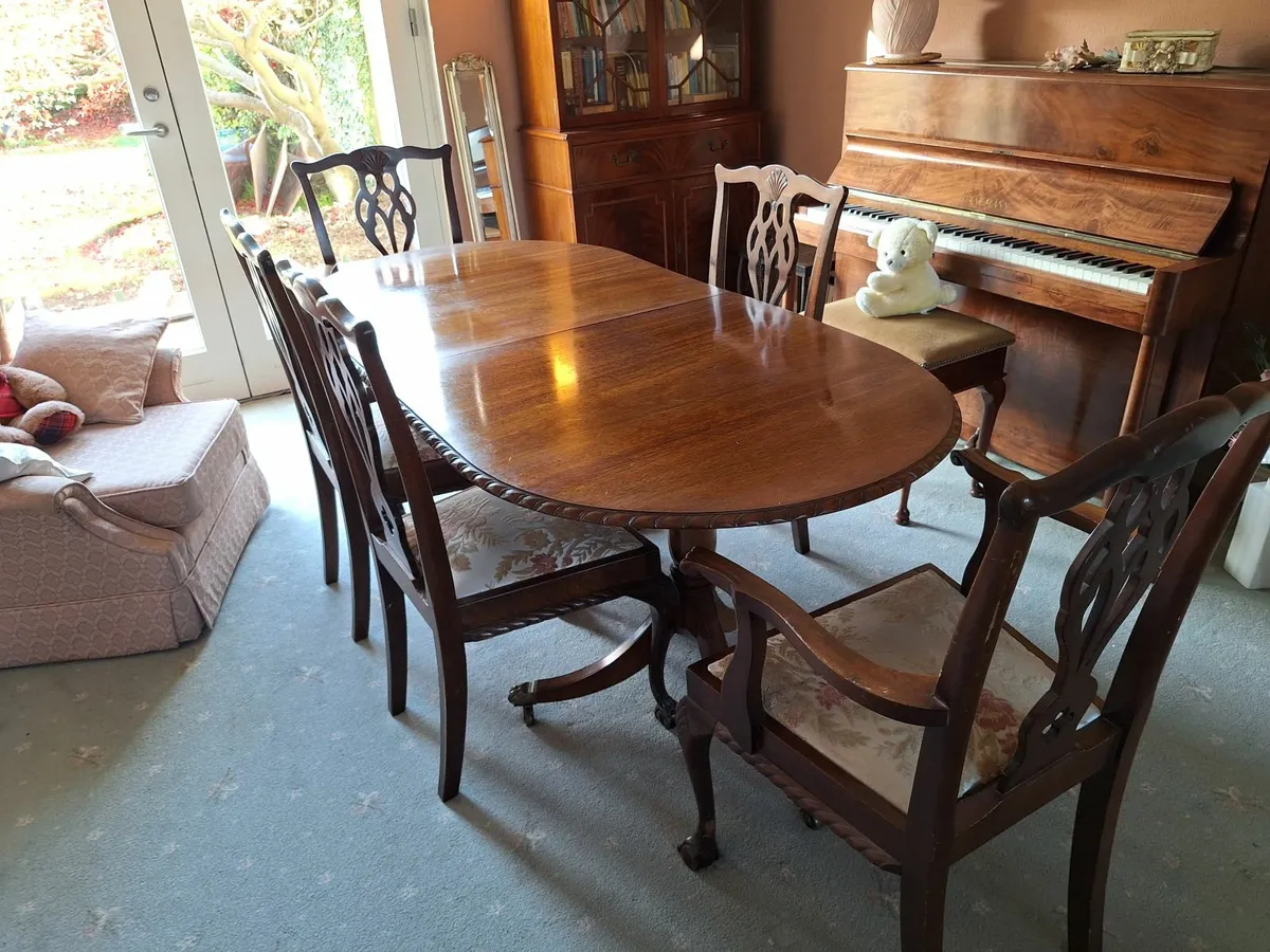 Dining Room Table and Chairs - Image 2