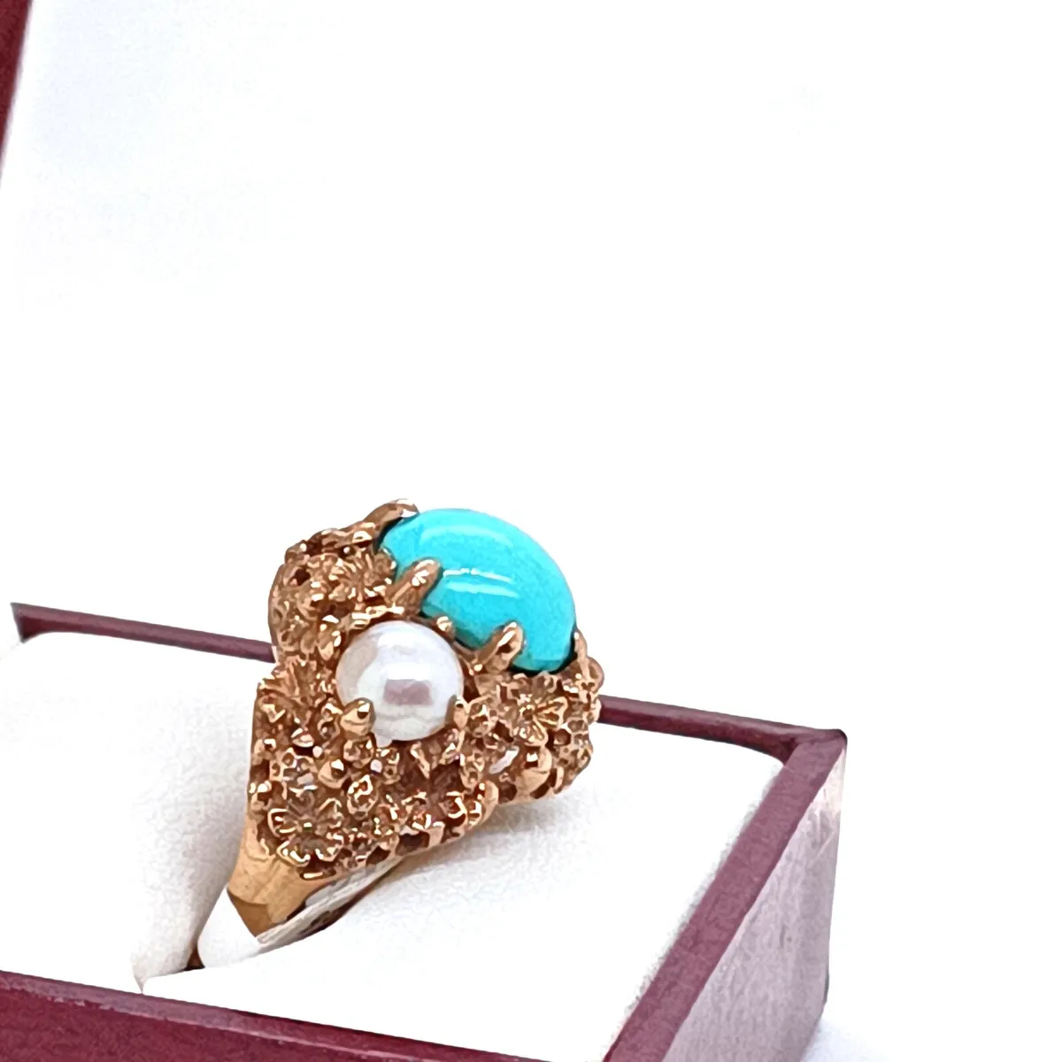 Vintage 9k Turquoise & Pearl, Flower Detail Ring - Image 4