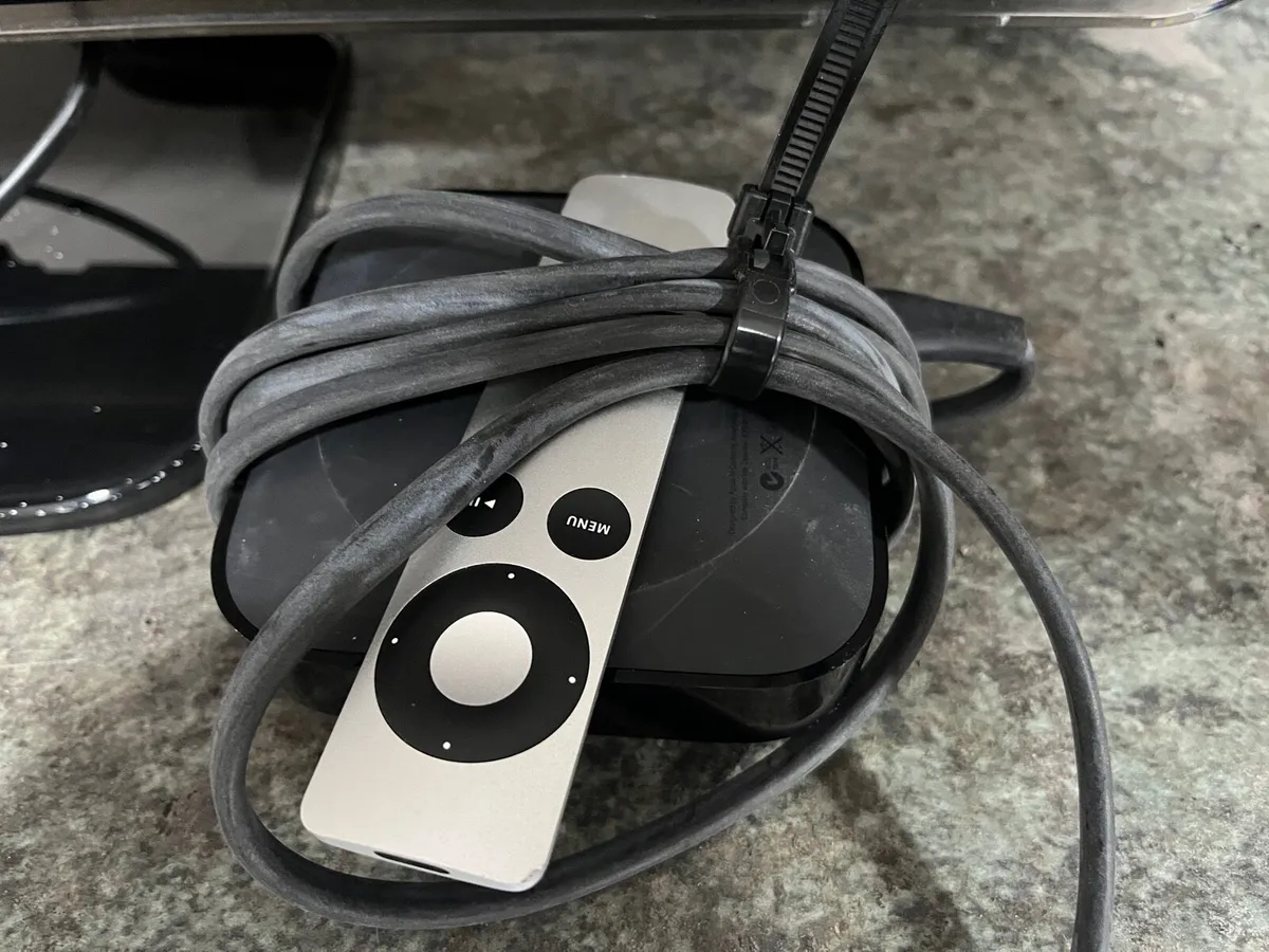 Philips TV and Apple TV Gen 3 - Image 2