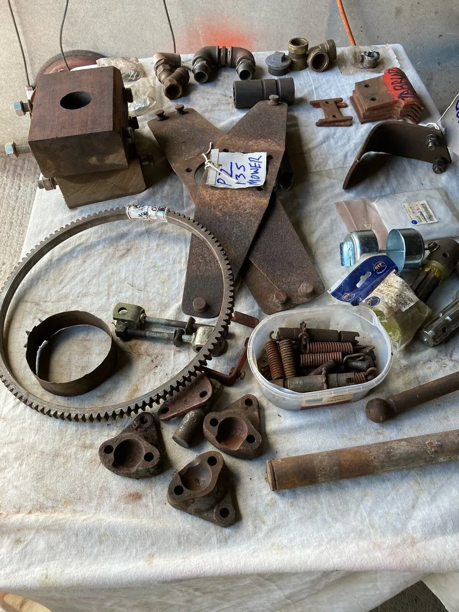 Machinery parts - Image 1