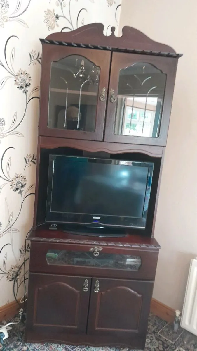 Maghoney Corner unit - Image 1