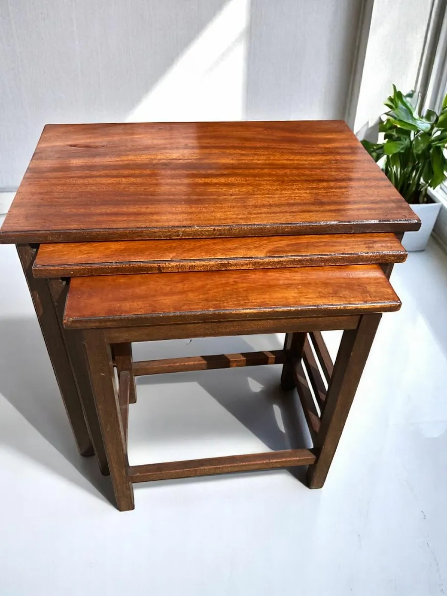Nest of Tables - Antique - Mahogany. - Image 2