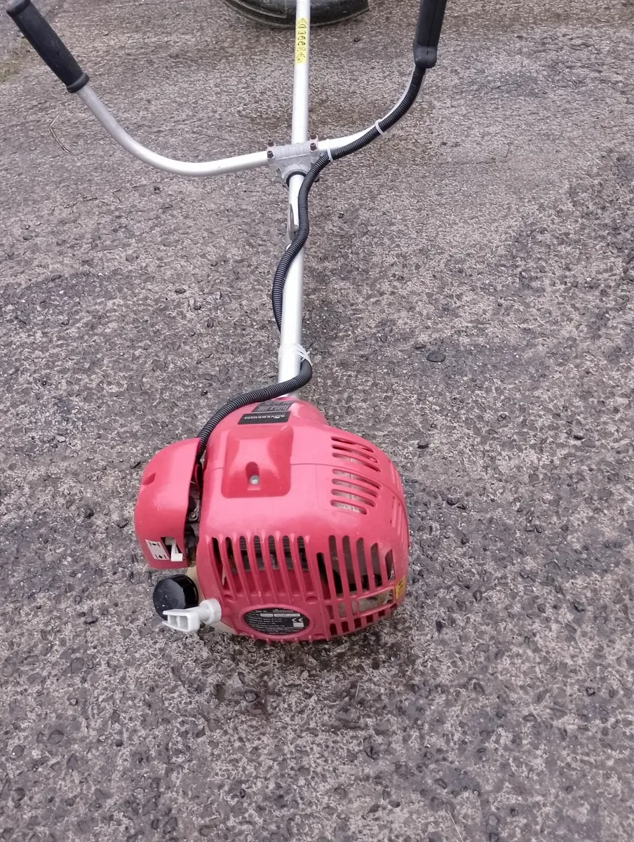 Sovereign strimmer 30cc - Image 3