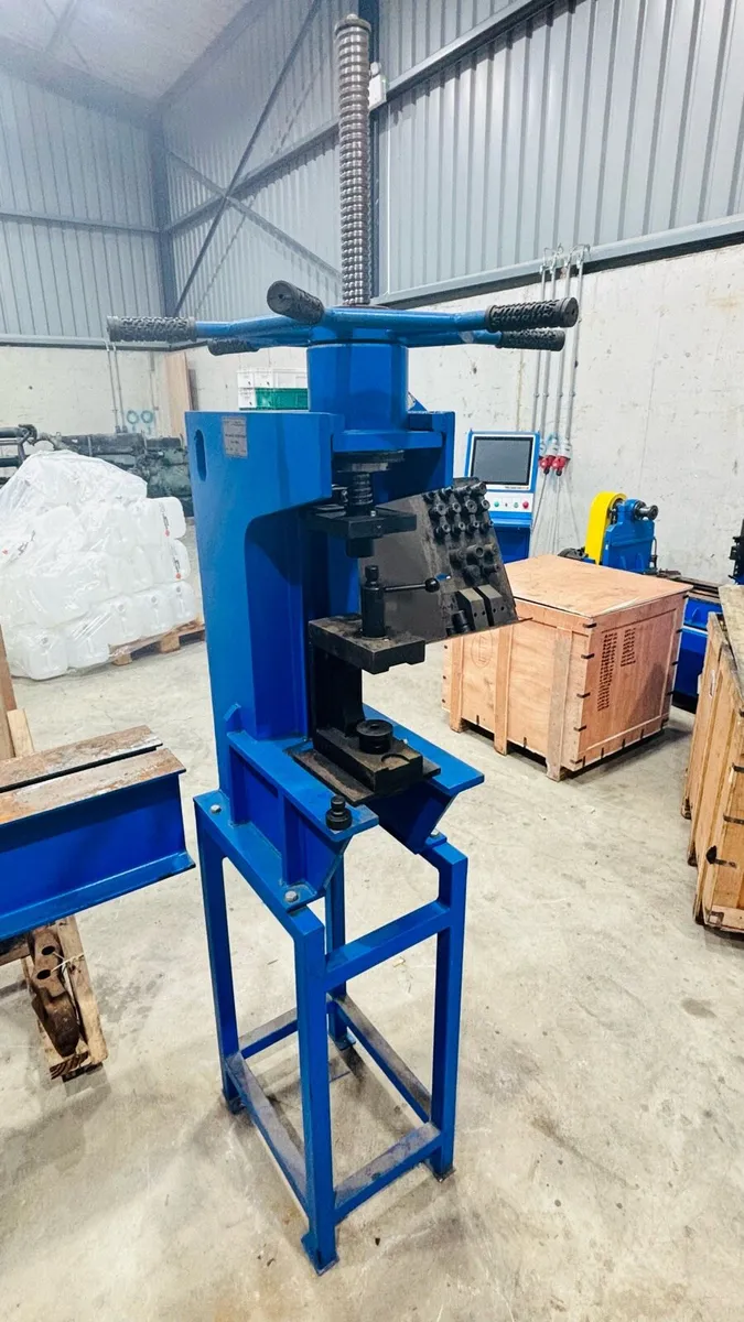 VTM Mechanical screw press - Image 1