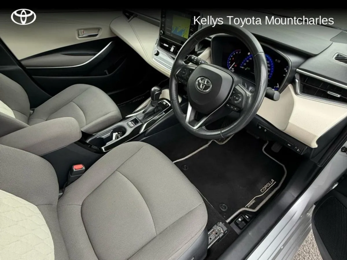 Toyota Corolla Corolla HYB Luna Sport SA - Image 3