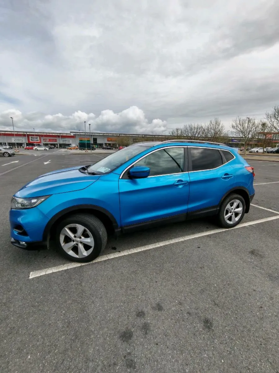 Car - Image 3